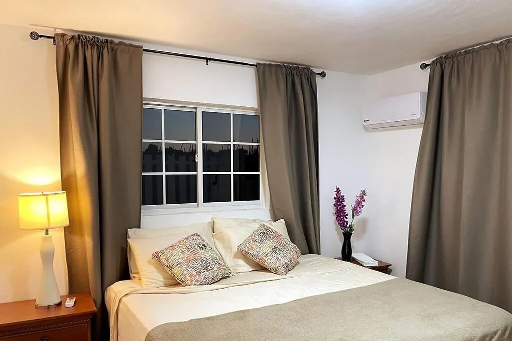 Tropical Escape - Located In The Heart Of Aruba Apartamento Santa Cruz 0*,  Aruba